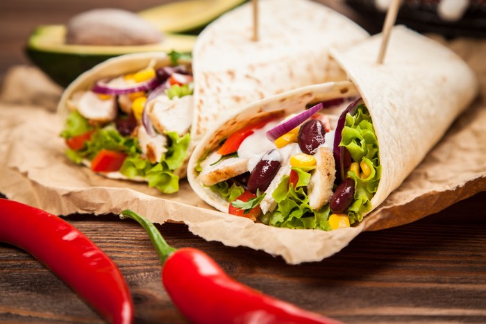 4K Tortilla Wraps with Chicken and Vegetables