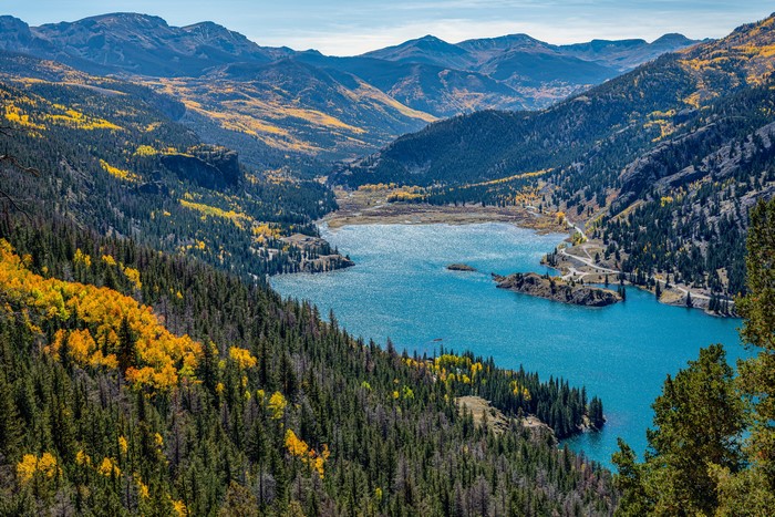Autumn Mountain Lake Scenery in Colorado