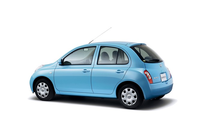 4K Light Blue Nissan March