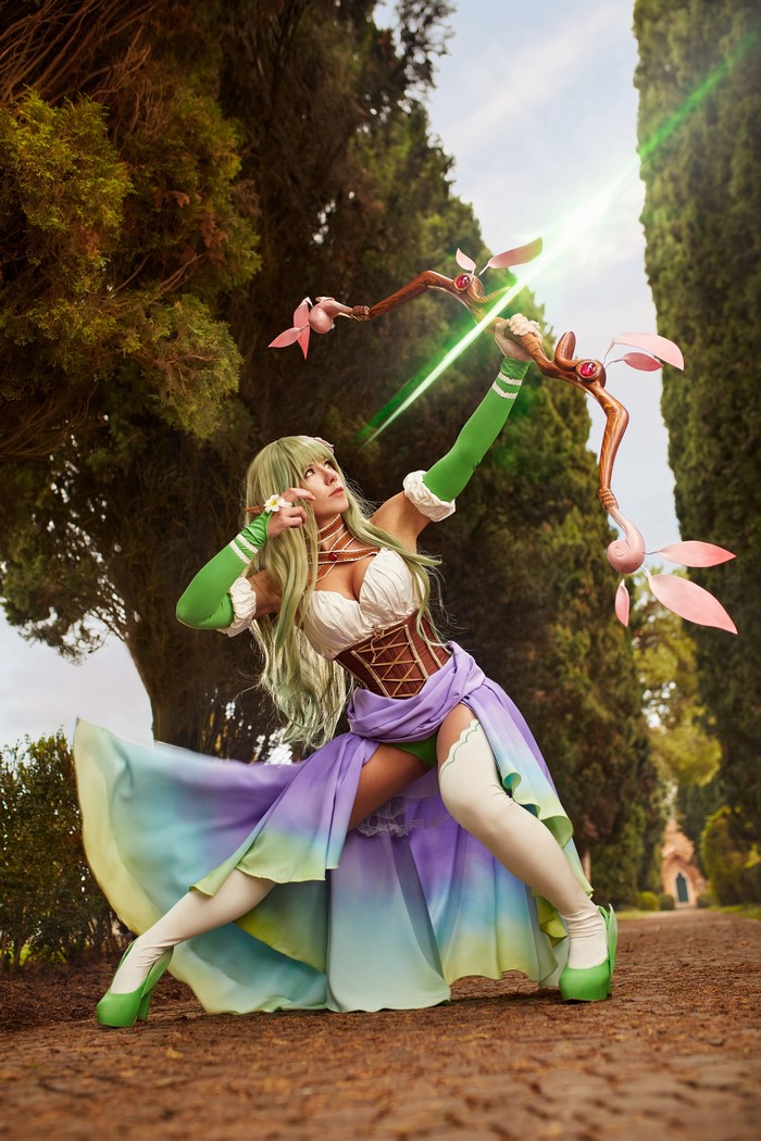 Rena from Warriors Cosplay with Bow