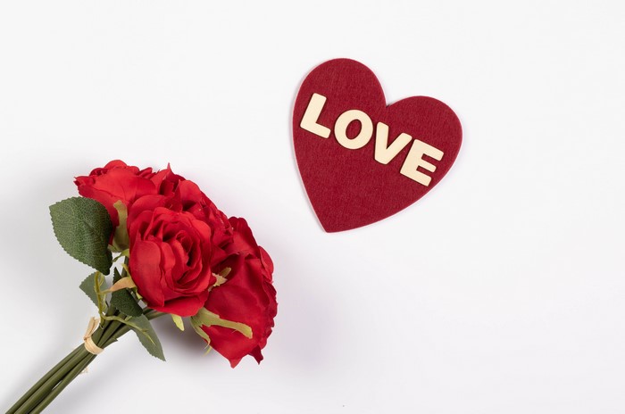 Red Roses Bouquet with Love Heart Decoration