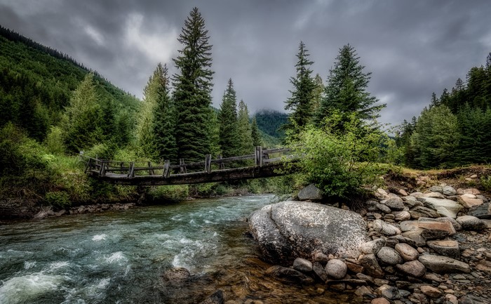 Duffey Lake Provincial Park River Bridge in 4K
