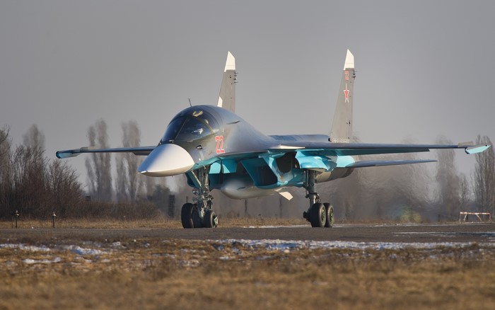 Sukhoi Su-34 fighter bomber on tarmac