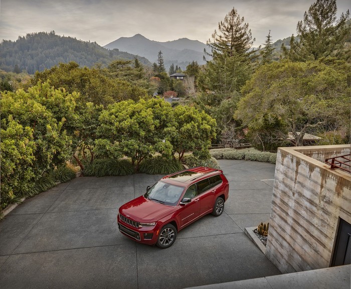 Red Jeep Grand Cherokee L Overland SUV