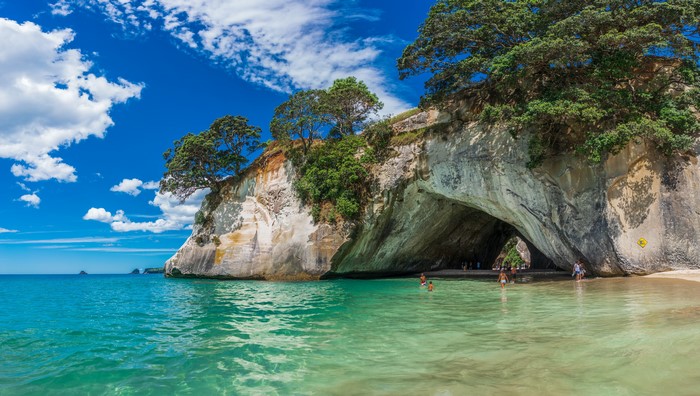 Cathedral Cove in New Zealand at 4K