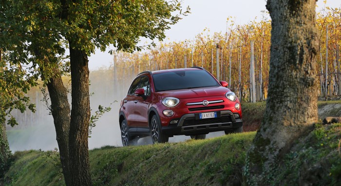 Red 2015 Fiat 500X Crossover