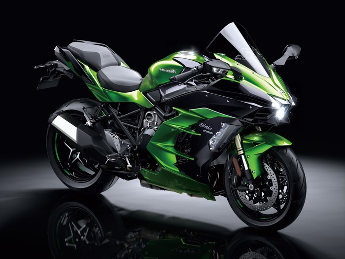 Kawasaki 2018-21 Ninja H2 SX Green Motorcycle 4K