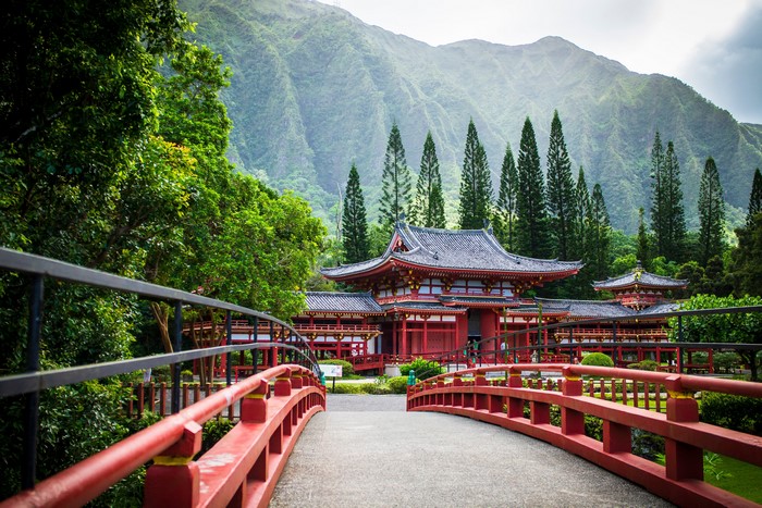Byodo-In Temple with Red Bridge and Mountains, Hawaii