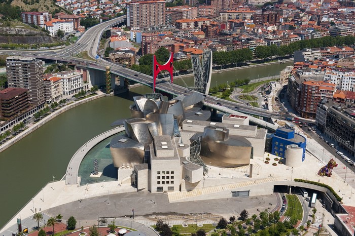 Guggenheim Museum Bilbao on Nervion River, Spain