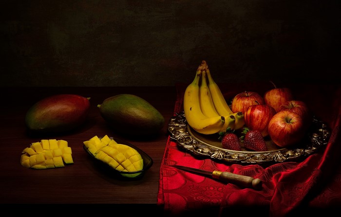 Still-life with fruit and knife