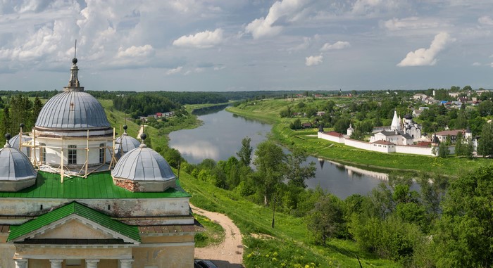 Staritsa Volga River Svyato-Uspenskiy Monastery Temples