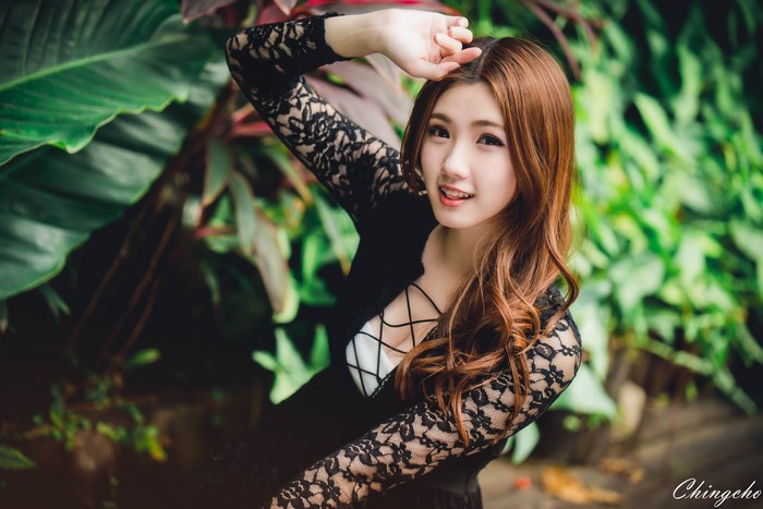 4K Portrait of Asian Woman with Bokeh
