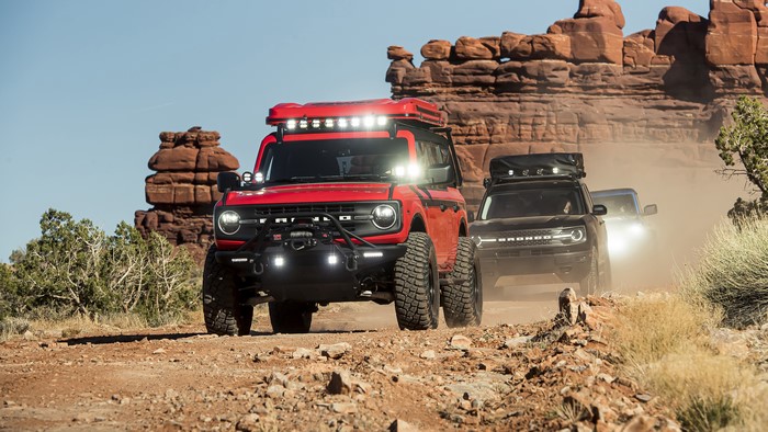 4K Ford Bronco off-roading in desert