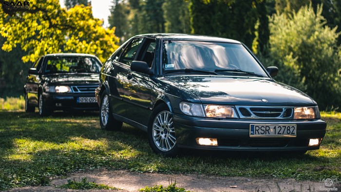 Two Saab 900 NG cars in Podkarpacie