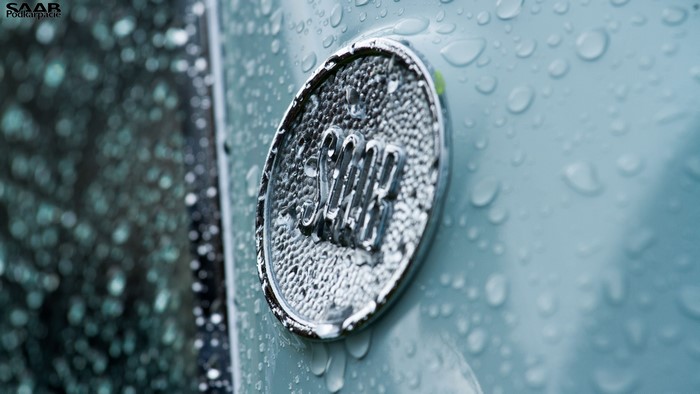 SAAB emblem on a wet car