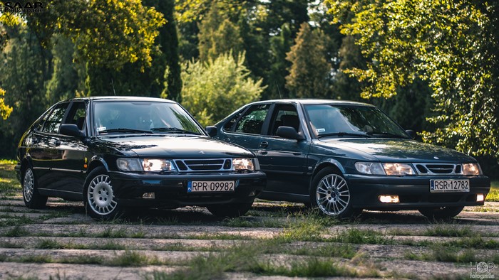 4K Saab 900 NG and Saab 93 OG cars