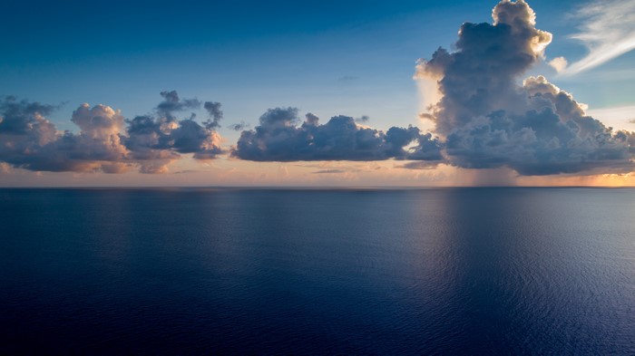4K Sea and Clouds at Sunset