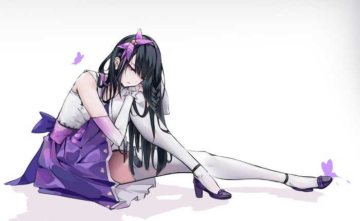 Anime girl with black hair and purple dress