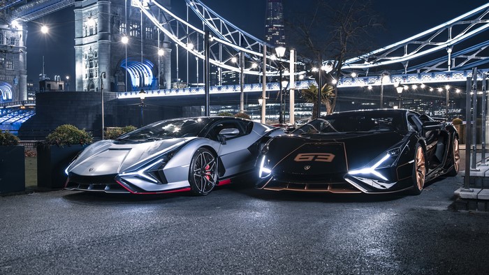 4K Lamborghini Sian Night in London