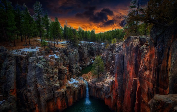 Sycamore Canyon Waterfall in Arizona, USA