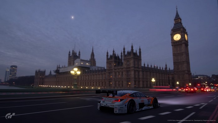 Gran Turismo 2019 car driving past Big Ben in London
