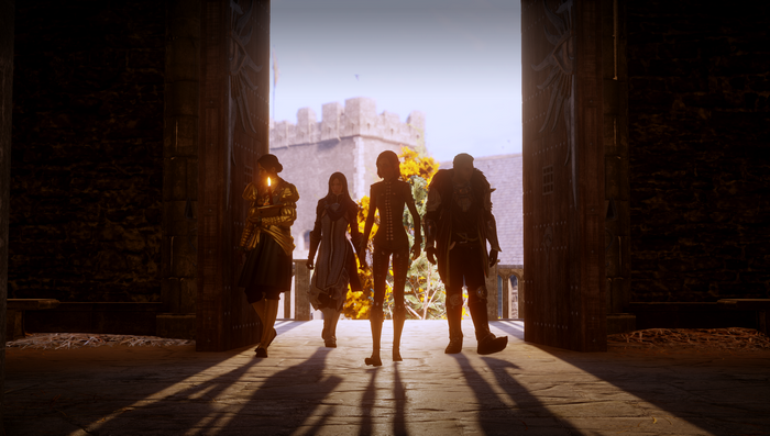 Characters from Dragon Age: Inquisition walking through a gate