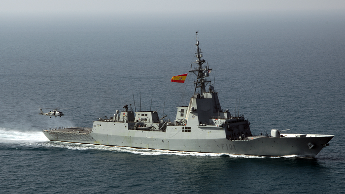 Spanish Navy F101 frigate with helicopter