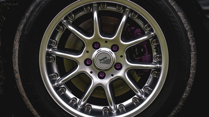 4K SAAB 9-3 Sport Sedan Brock Rims and Purple Brakes