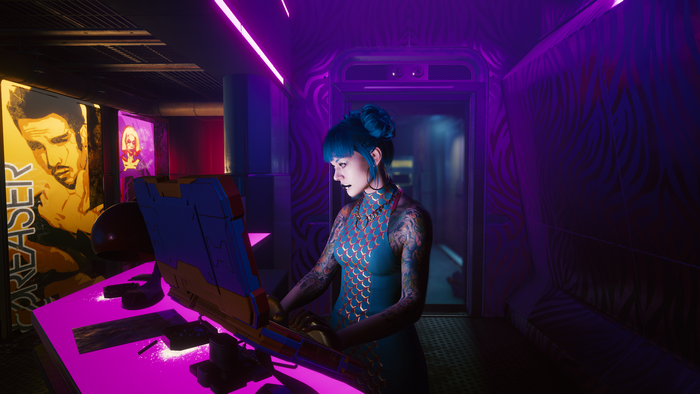 Woman with blue hair in Cyberpunk 2077