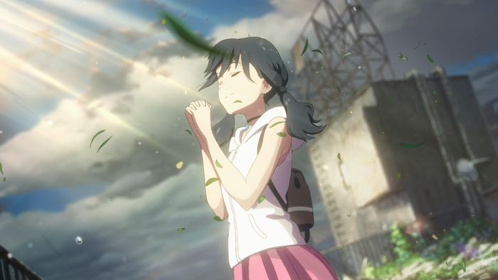 Hina Amano from Tenki no Ko praying in sunlight