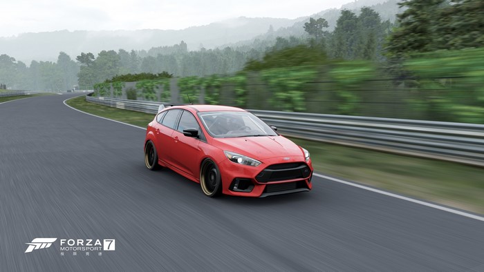 Red Ford Focus RS on a race track in Forza Motorsport 7
