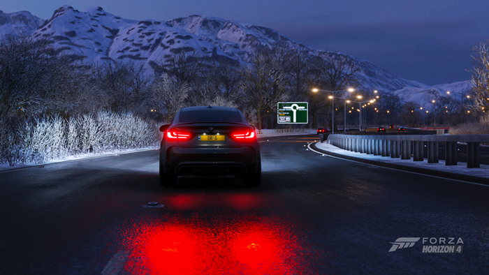 4K night driving in Forza Horizon 4