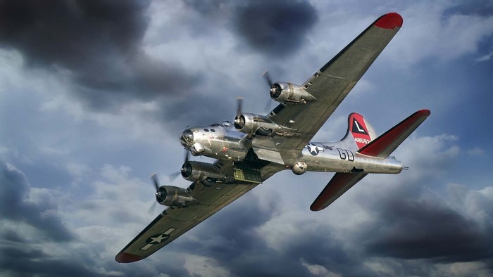 Boeing B-17 Flying Fortress bomber in flight