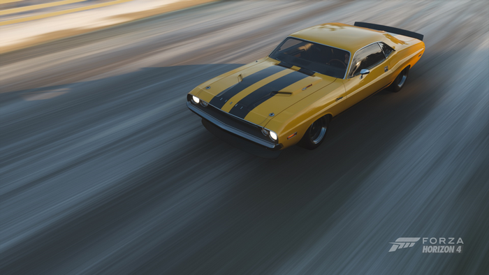 Yellow Dodge Challenger with black stripes in Forza Horizon 4