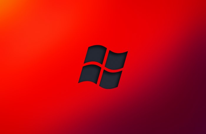 Microsoft Windows 4K Minimalist Red Gradient
