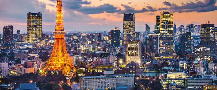 Tokyo Tower and cityscape at dusk