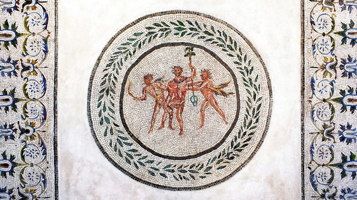 Mosaic of Dionysos and satyrs with laurel crowns