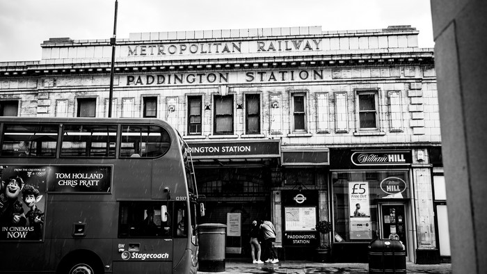 Paddington Station, London, Metropolitan Railway, Stagecoach Bus