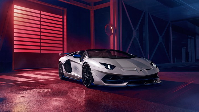4K Lamborghini Aventador SVJ Roadster in low light