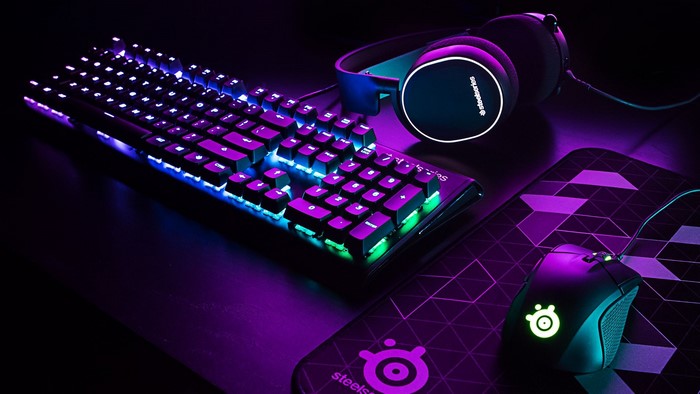 SteelSeries RGB Gaming Setup with Keyboard and Headphones