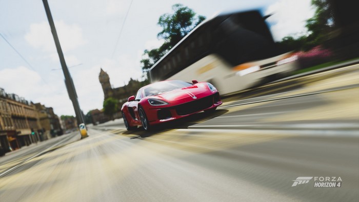 Red sports car in Forza Horizon 4
