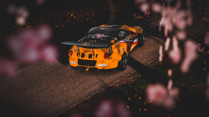 Orange Ferrari 599 GTB Fiorano with racing livery in Forza Horizon 4