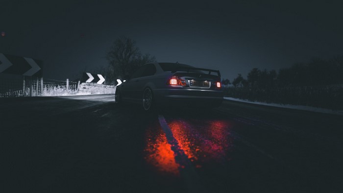 BMW M3 E46 on a dark road in Forza Horizon 4