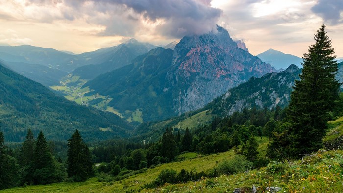 4K Mountains Landscape Valley Overcast Sky