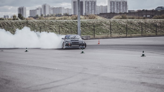 Nissan 200SX S14 Drifting with Smoke