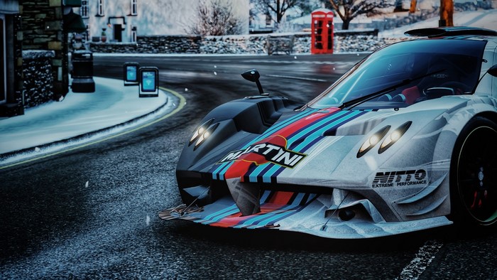 Pagani Zonda R with Martini Racing design in Forza Horizon 4