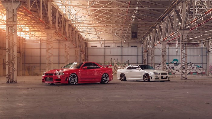 Nissan Skyline GT-R R34 Indoor Scene