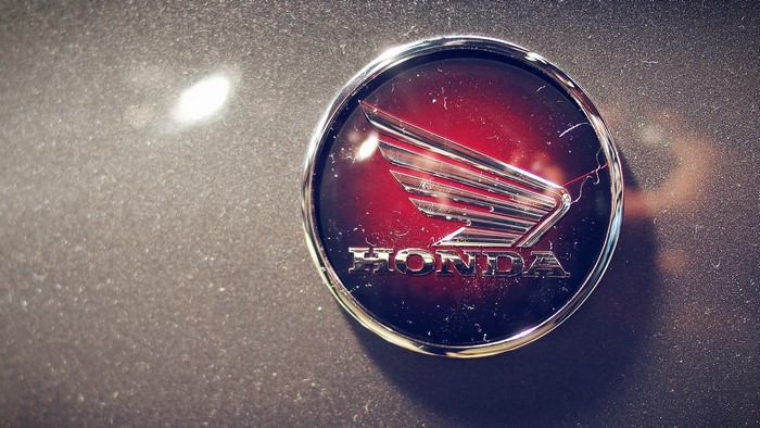 Honda logo emblem on a car