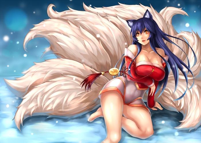 Ahri from League of Legends with nine tails