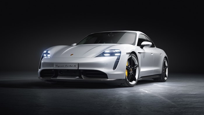 4K Porsche Taycan Turbo S car